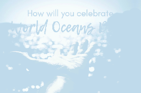 Dłoń pokazująca ocean